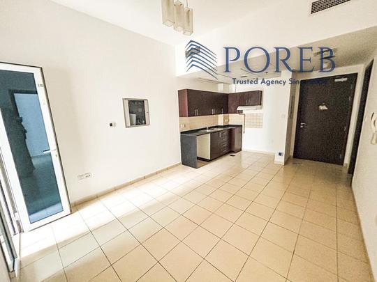 Spacious unit | With Balcony | Investors Deal