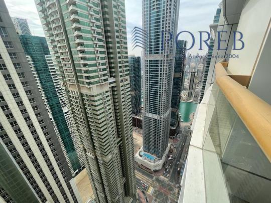 Spacious 1 BR I Partial Marina View I Vacant