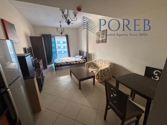 Vacant | Free AC | Close to Metro | Furnished