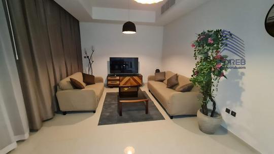 SINGLE ROW | FURNISHED | VACANT
